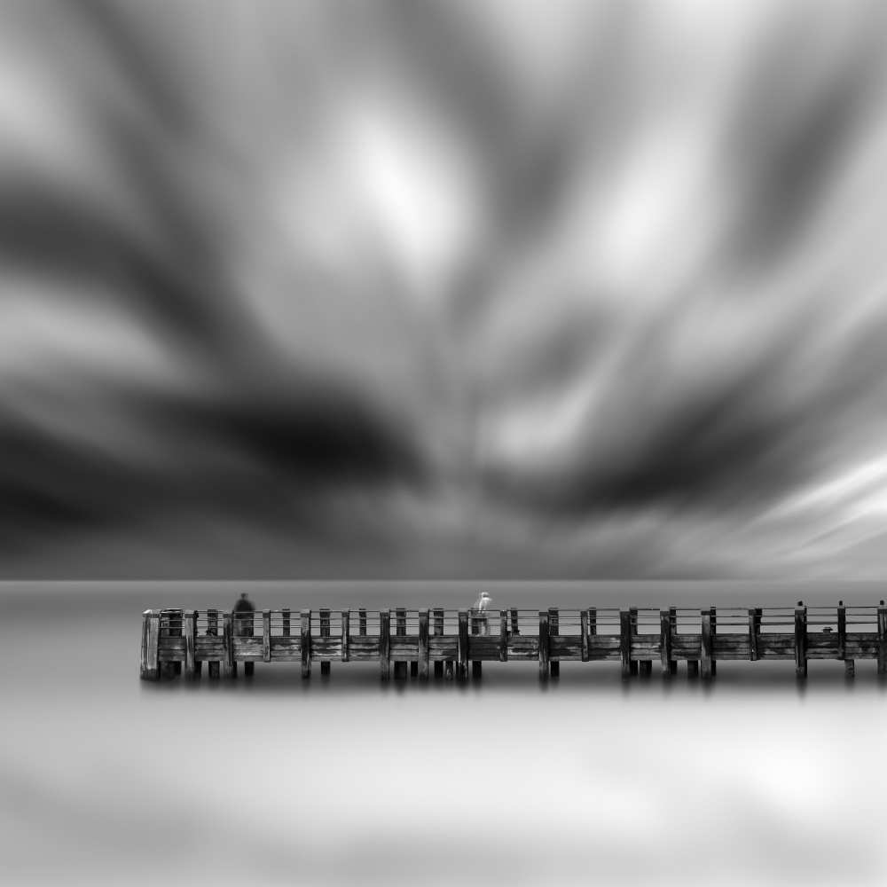 Two strangers de George Digalakis