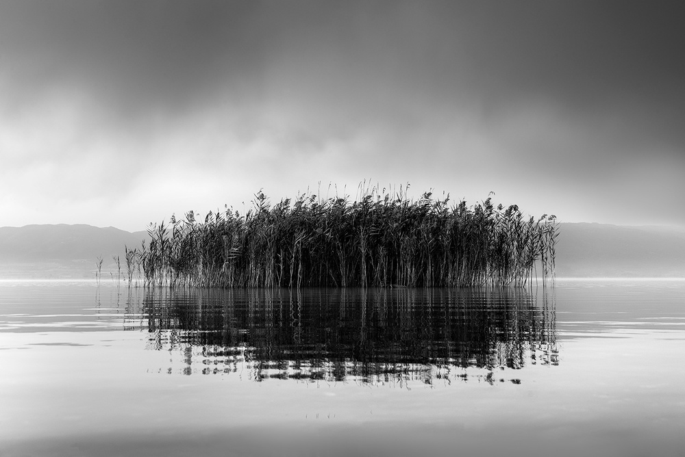 Lake Volvi VII de George Digalakis