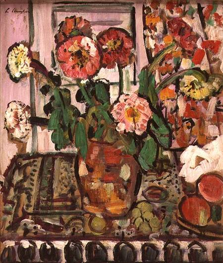 A Still Life of Fruit and Flowers (panel) de George Leslie Hunter