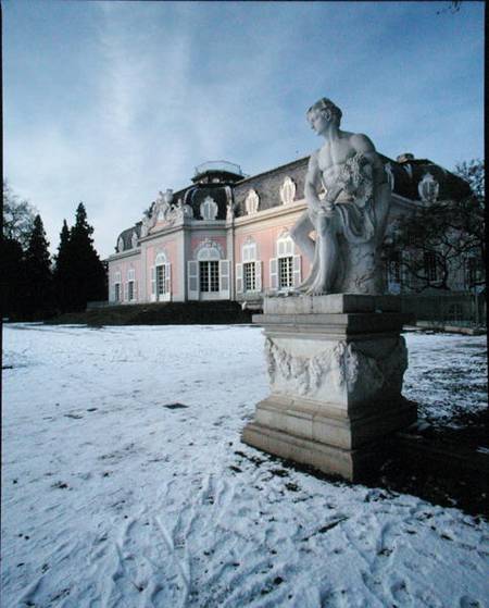 Sculpture in the park at Schloss Benrath (photo) de German School