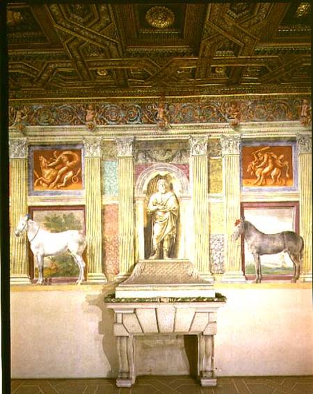 Sala dei Cavalli with trompe l'oeil portraits of two horses, the god Jupiter and imitation bronze pa de Giulio Romano