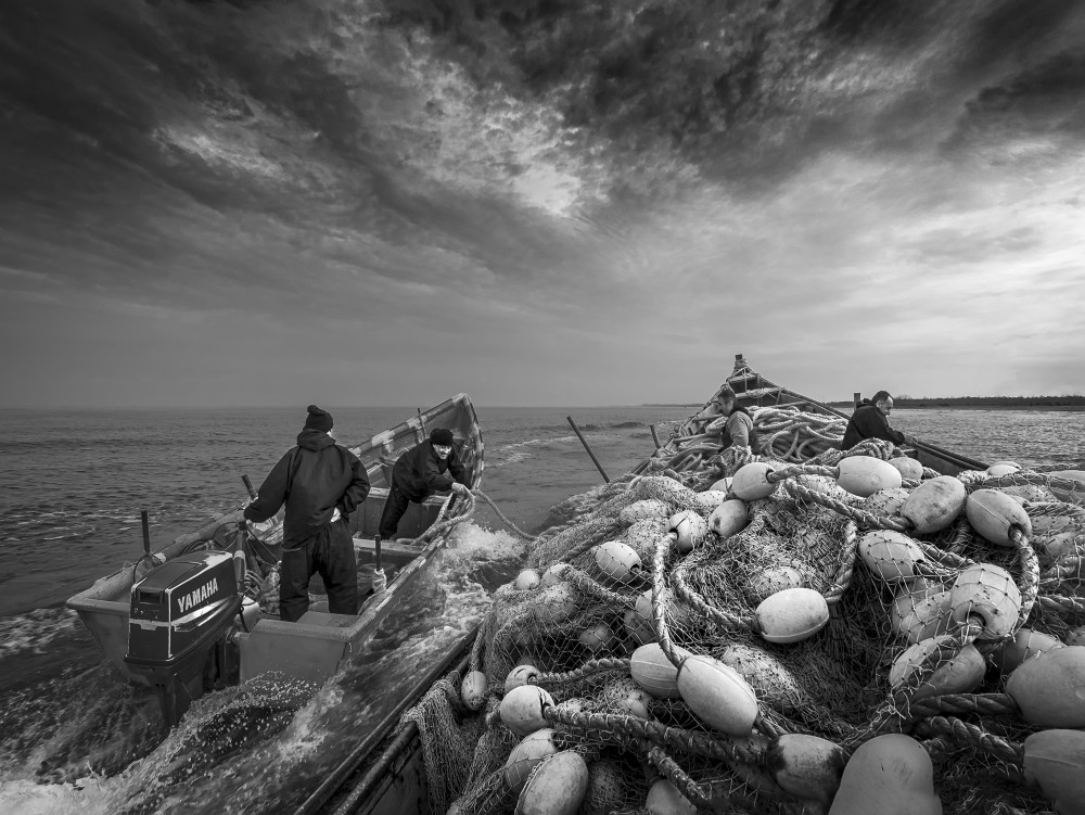 Fishermen go to the storm. de Hosein.Riahi