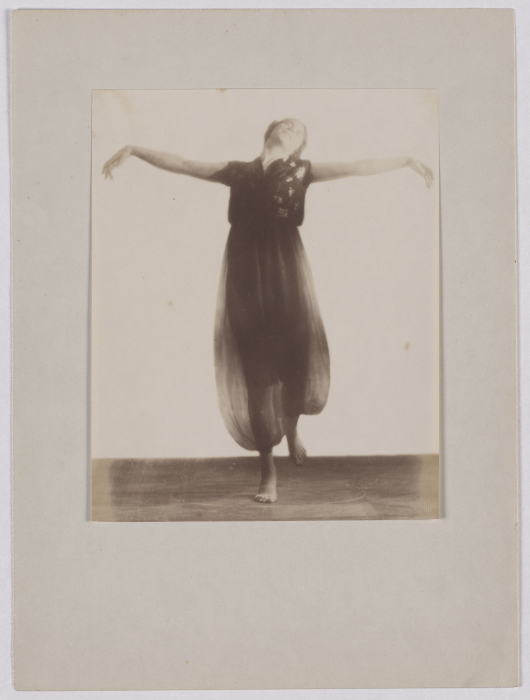 The Dancer Ellen Tels de Hugo Erfurth