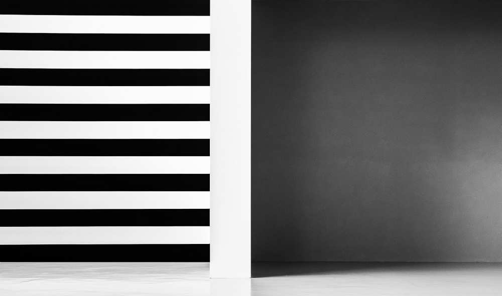 Stripes and shadows de Inge Schuster