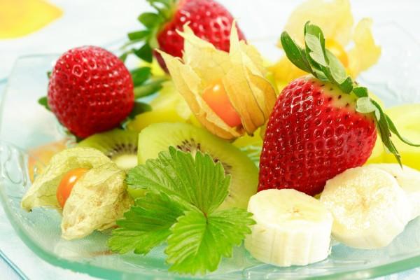 Fresh fruits as dessert de Ingrid Balabanova