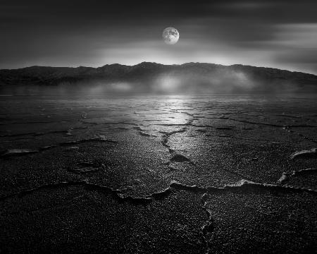 Moonrise Death Valley
