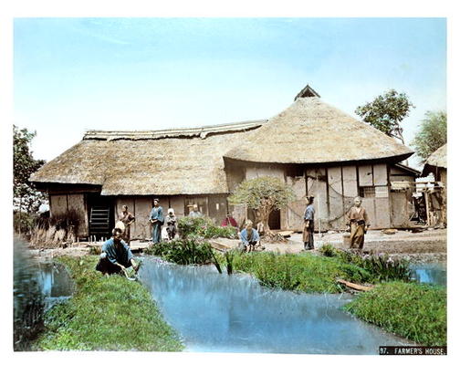 View of a Japanese Farm, c.1900 (hand coloured photo) de Japanese School, (20th century)