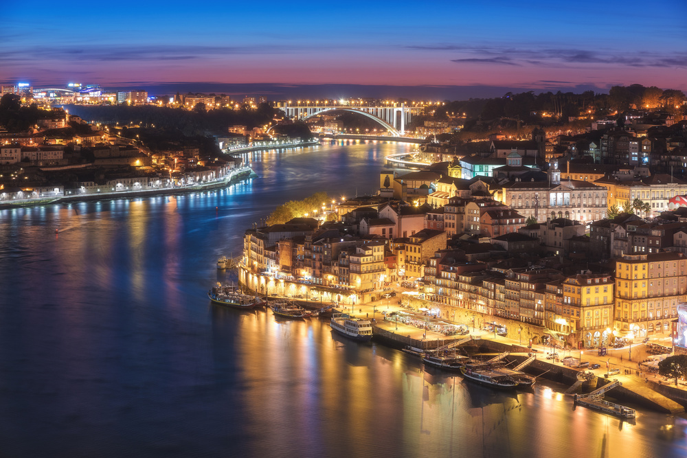 Portugal - Porto Skyline de Jean Claude Castor