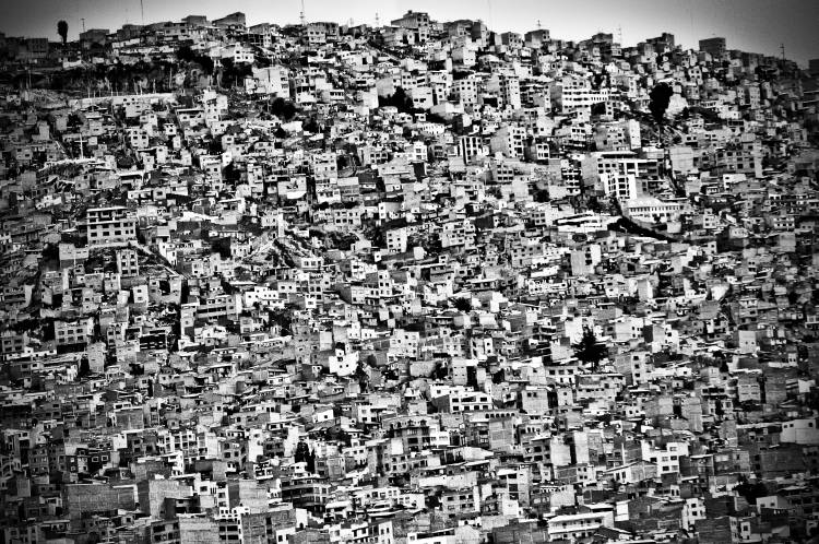 Favela Village in El Alto, La Paz, Bolivia de Joel Alvarez