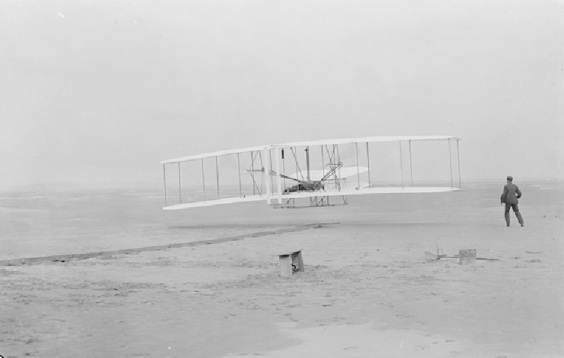 First flight, Kitty Hawk, North Carolina, 120 feet in 12 seconds, 10.35am December 17th 1903 (b/w ph de John T. Daniels