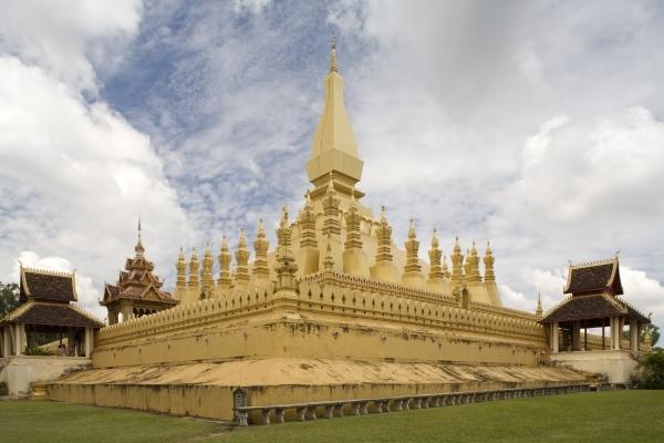 That Luang, Tempelanlage de Josef Müllek