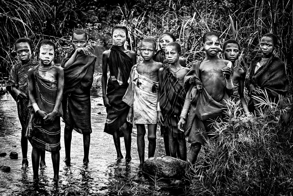 Surma tribe children - Ethiopia de Joxe Inazio Kuesta Garmendia