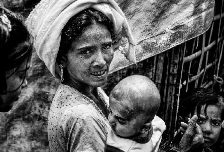 Rohingya woman and her children - Bangladesh