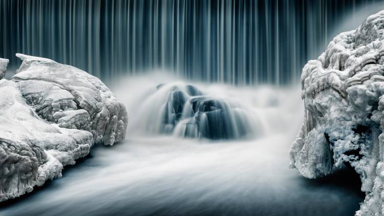 Icy Falls de Keijo Savolainen