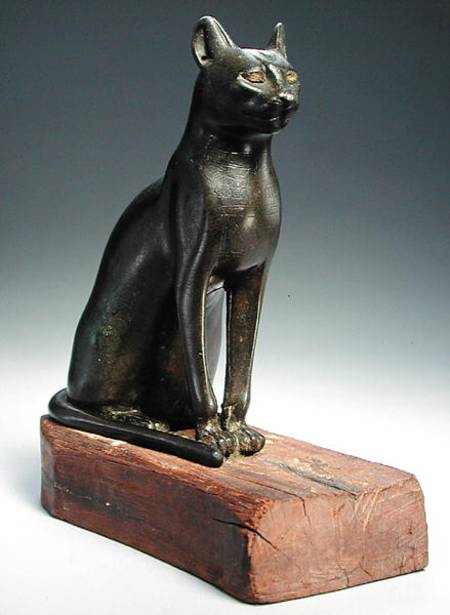 Seated cat de Late Period Egyptian