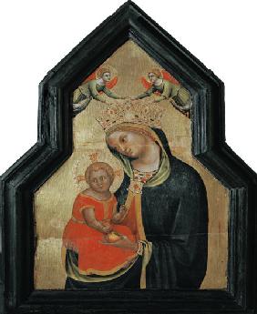 Madonna y el niño con ángeles