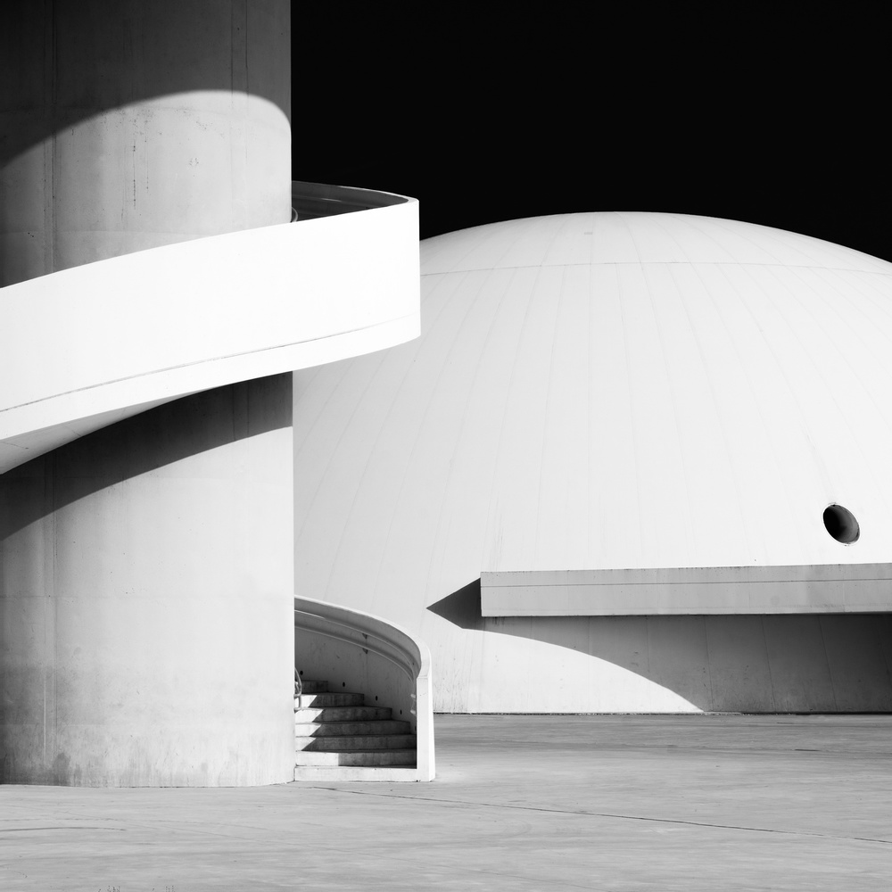 The handwriting of Oscar Niemeyer de Luc Vangindertael (laGrange)