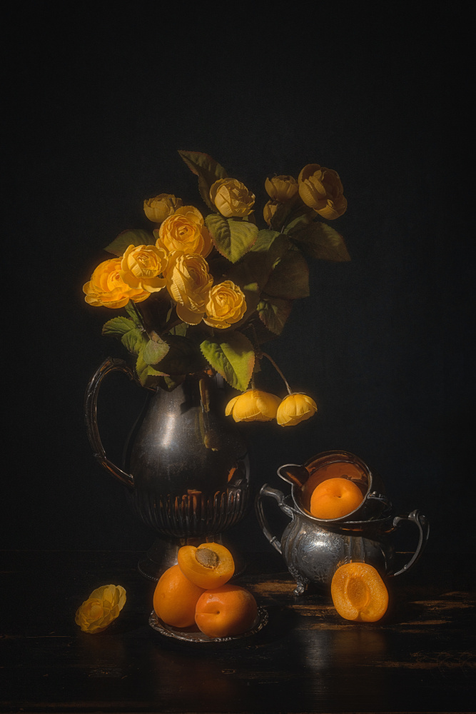 Enjoy Sweet Yellow Peach de Lydia Jacobs