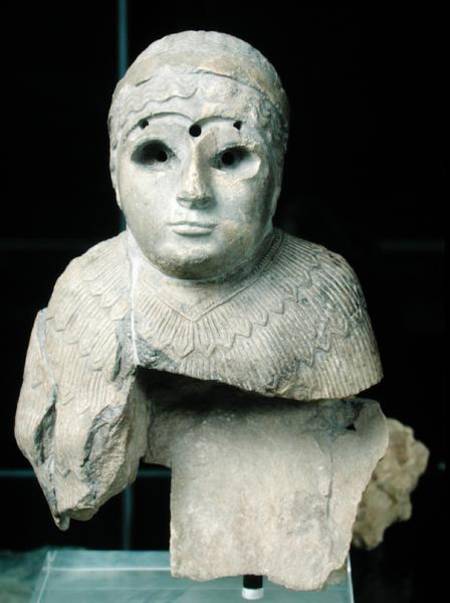 Statuette of a woman with shawl, Akkadian Period de Mesopotamian