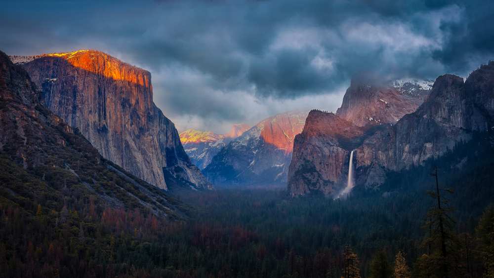 The Yin and Yang of Yosemite de Michael Zheng