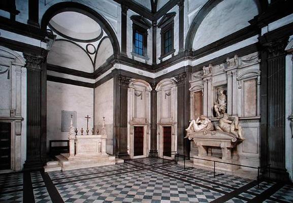 View of the interior showing the Tomb of Giuliano de' Medici (1492-1519) designed 1520-34 (photo) de Miguel Ángel Buonarroti