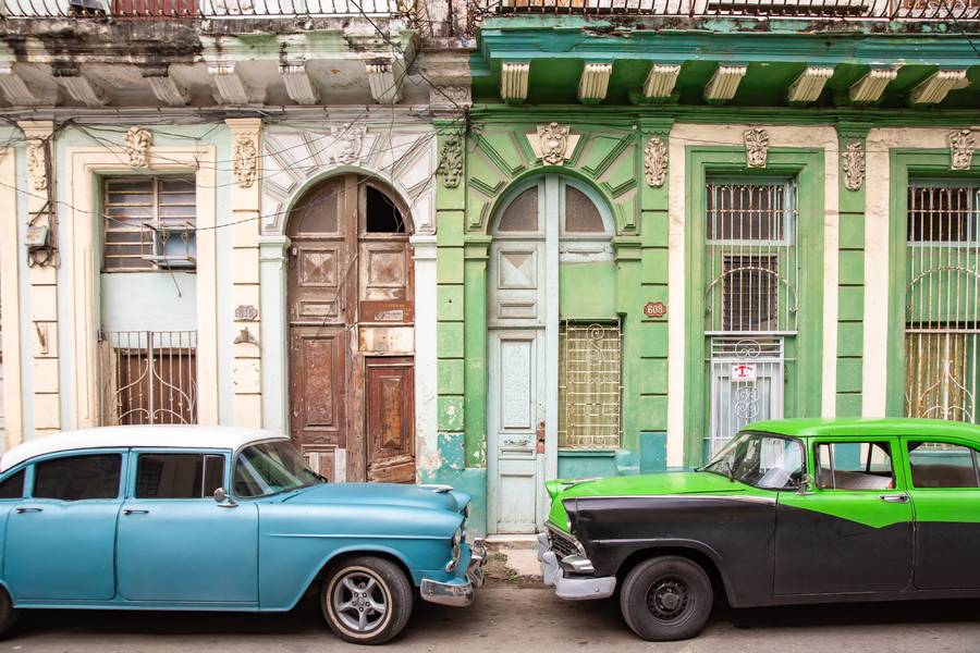 Oldtimer in Havanna, Kuba de Miro May