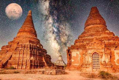 Myanmar in Space, Tempel, Himmel und Mond 