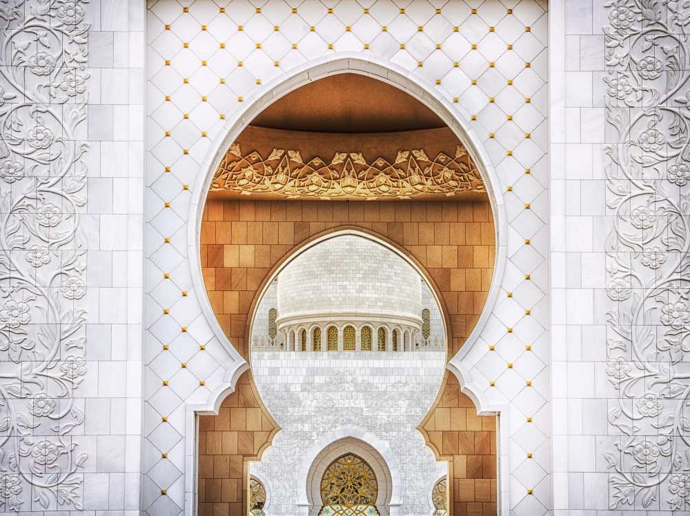 Symmetrical de Mohamed Raof