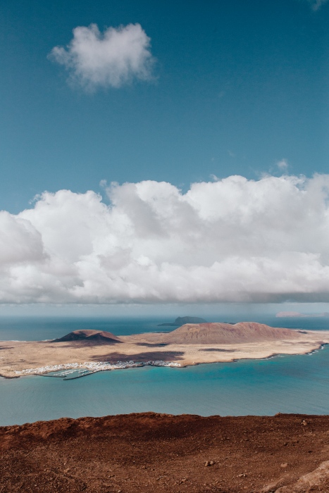 Blick auf La Graciosa von Lanzarote de Laura Nenz