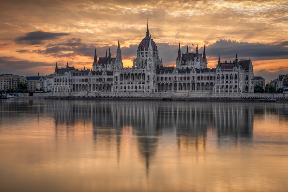 Sunrise in Budapest de Nicholas