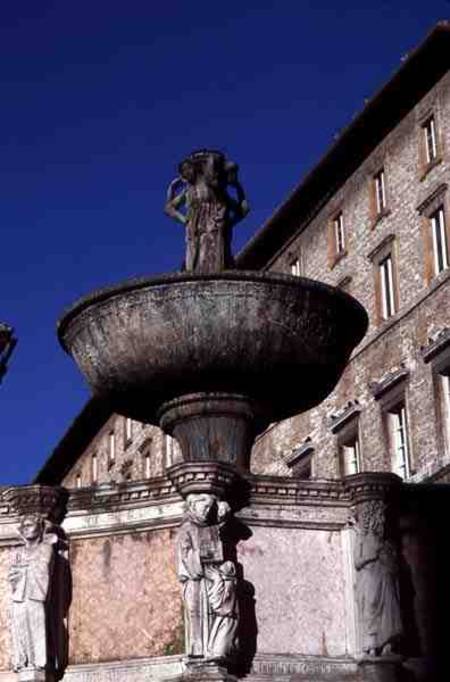The Fontana Maggiore de Nicola Pisano