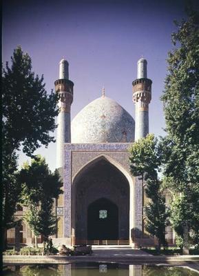 View of the mosque-madrasa constructed under Husayn I (reigned 1694-1722) 1706-14 (photo) (see also de 