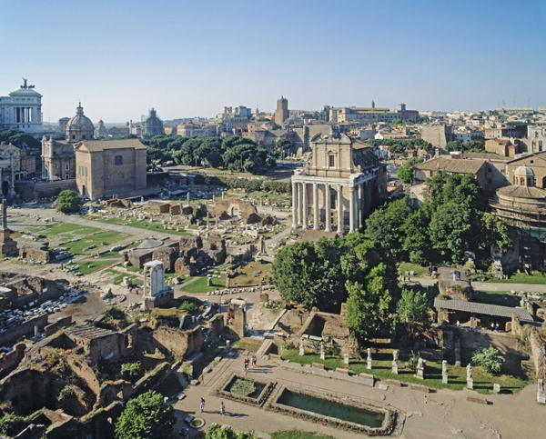 Aerial view of the Roman ruins (photo)  de 