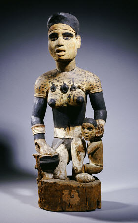 A Fine And Rare Yombe Maternity Figure, 72cm High de 