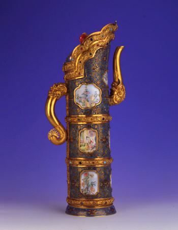 A Magnificent Imperial Gold, Cloisonne And Beijing Enamel Ewer, Duomuhu, Engraved Qianlong Four-Char de 