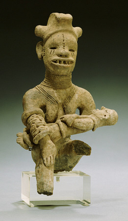 An Igbo Terracotta Maternity de 