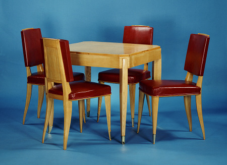 An Oak Games Table And Four Chairs Designed By Jacques-Emile Ruhlmann (1879-1933) de 