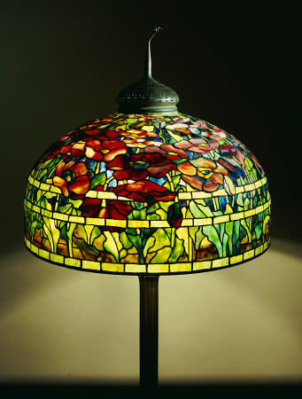 An Oriental Poppy Leaded Glass Floor Lamp By Tiffany Studios de 