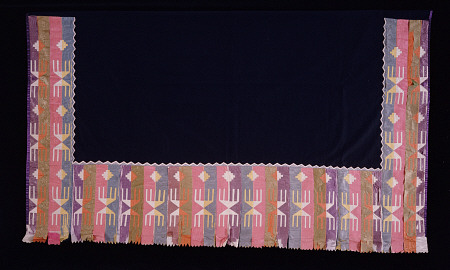 An Osage Woman''s Shawl, Of Blue Trade Cloth, Decorated On Three Sides Of The Border With Ribbon App de 