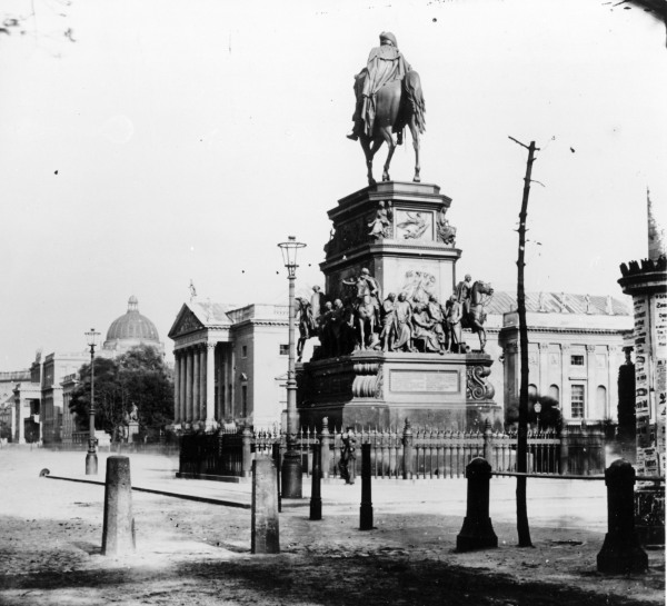 Ansicht Denkmal Friedrich d.Großen/Levy de 