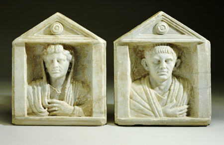 A Pair Of Roman Marble Funerary Reliefs, Early Imperial Period, Circa Late 1st Century B de 
