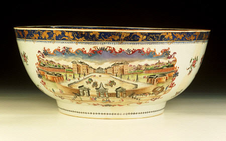 A Rare Famille Rose ''London'' Punchbowl With A View Of The Foundling Hospital, London de 