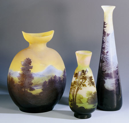 A Selection Of Galle Double-Overlay And Acid-Etched Vases de 