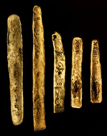 A Selection Of Gold Bars Recovered From The Wreck Of The Spanish Galleon ''Nuestra Senora De Atocha' de 