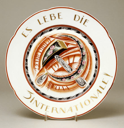 A Soviet Porcelain  Propaganda Plate, With Allegorical Hammer And Sickle  ''Es Lebe Die 3 Internatio de 