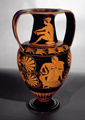Attic red-figure amphora depicting a satyr struggling with a maenad, with a seated woman tying her s de 