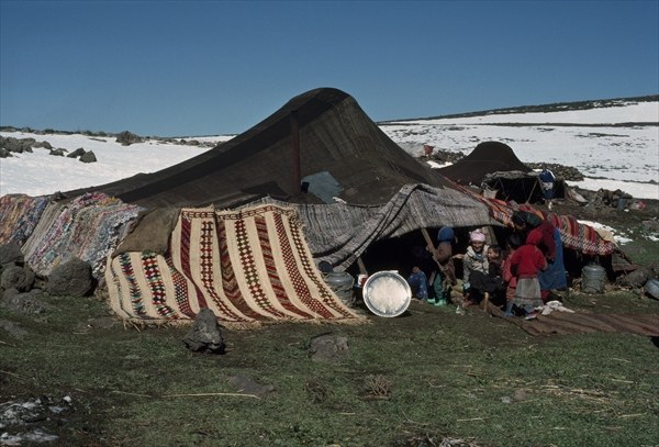 Berber Camp in Atlas (photo)  de 