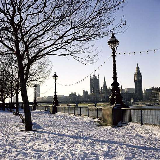Big Ben, Westminster Abbey and Houses of Parliament in the Snow de 