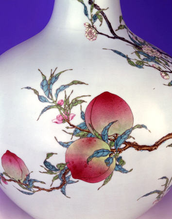 Detail From A Magnificent Famille Rose Nine-Peach Globular Bottle Vase de 