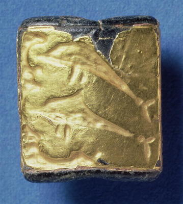 Dolphins Sealstone, Crete, Middle Minoan, c.1800-1700 BC (gold) de 